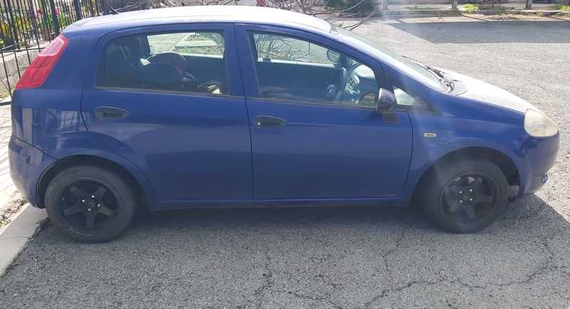2009 Fiat Grande Punto 1,4L 2009 Cyprus