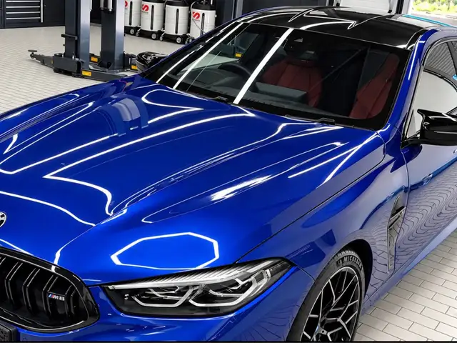 BMW Μ8
