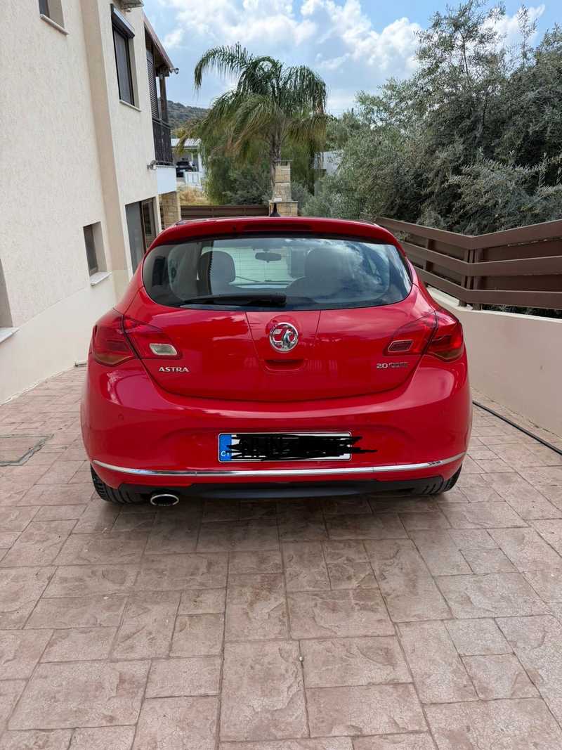 Opel, Vauxhall Astra 2,0L 2014