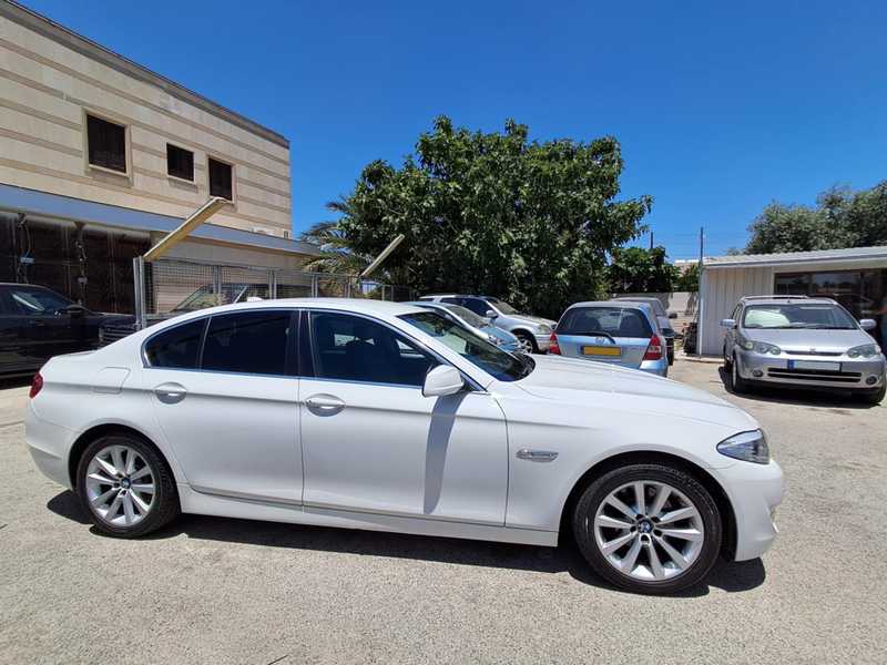 2012 BMW 5-Series 2,0L 2012 Cyprus