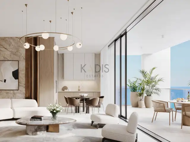 3-bedroom apartment for sale, Larnaca — Larnaka - Finikoudes