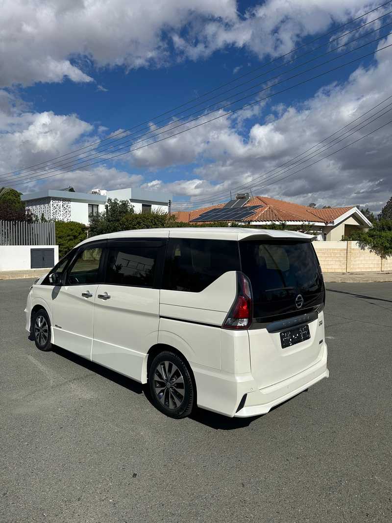 2020 Nissan Serena 2,0L 2020 Cyprus