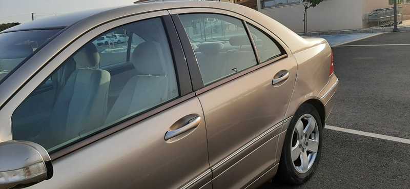 2003 Mercedes-Benz C-Class 2,2L 2003 Cyprus