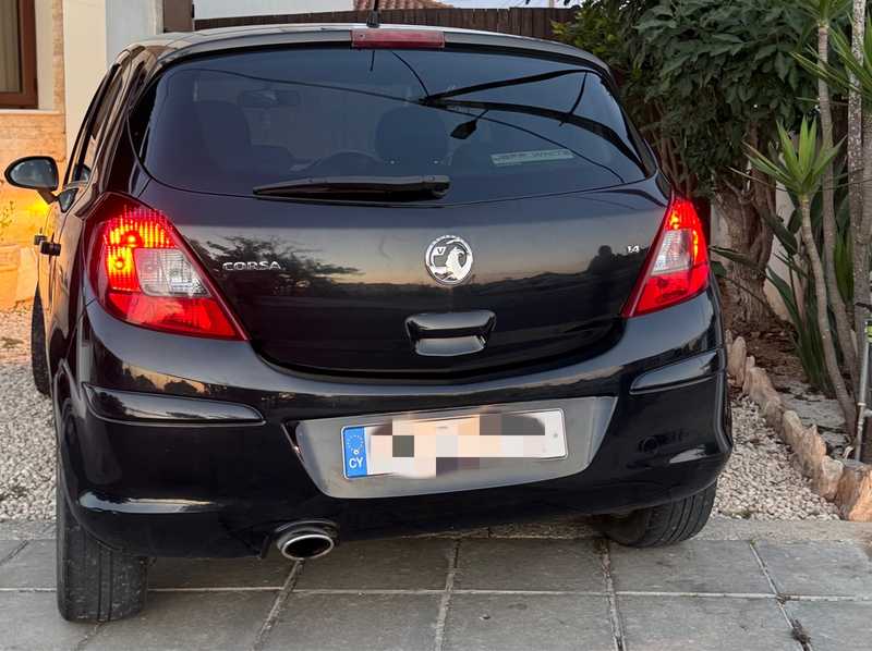 2012 Opel, Vauxhall Corsa 1,4L 2012 Cyprus