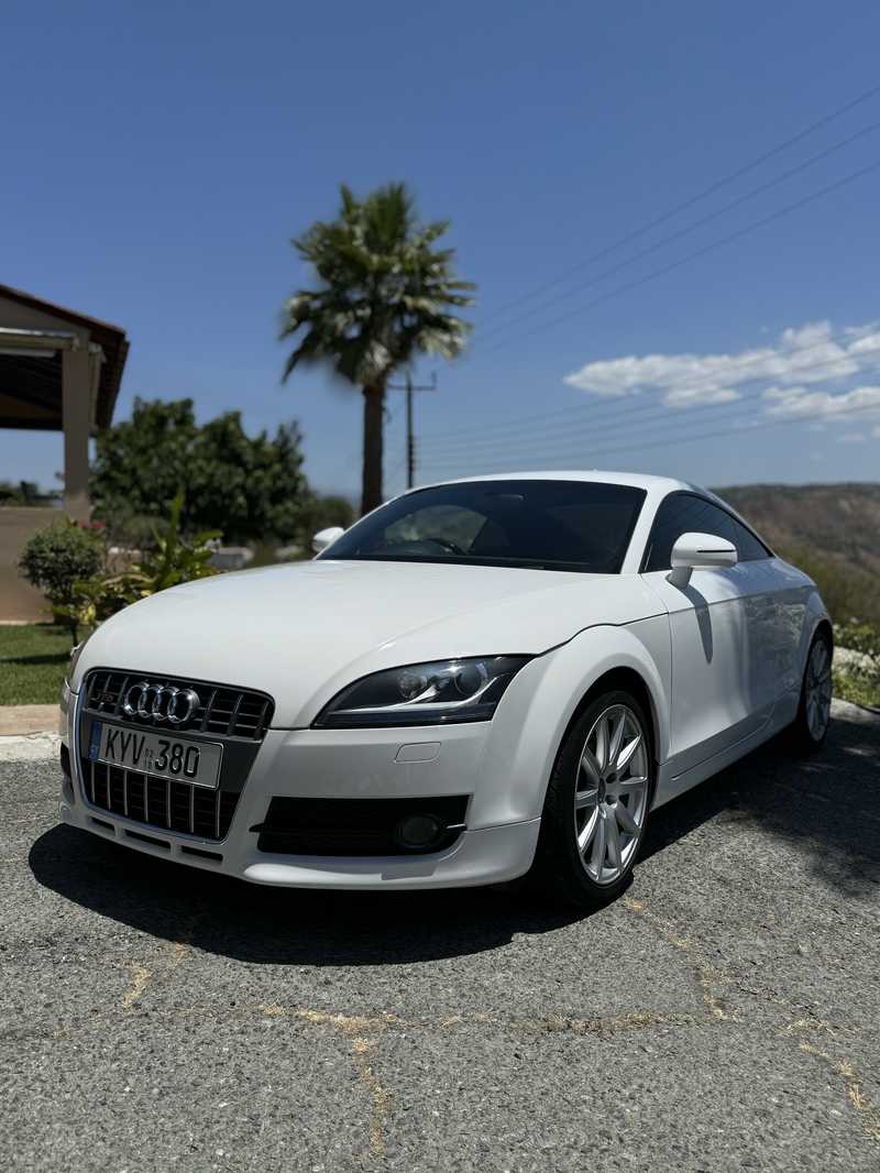 2010 Audi TT 2,0L 2010 Cyprus