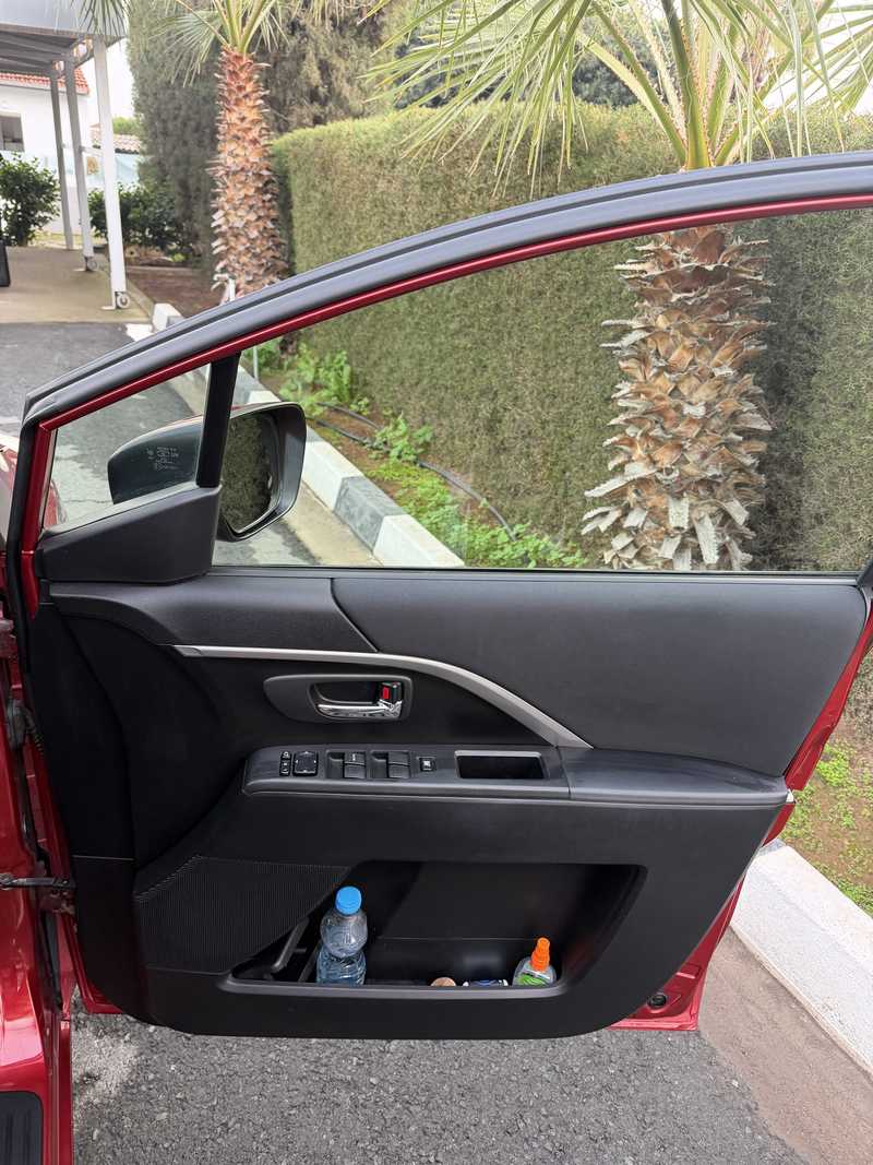 2017 Mazda Premacy 2,0L 2017 Cyprus