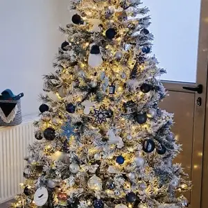 210cm pre-lit flocked christmas tree, Επαρχία Πάφου — Αργάκα