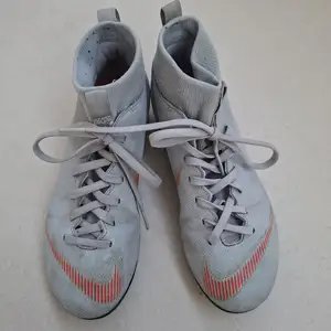 Boy football shoes, Nicosia — Strovolos - Dasoupolis