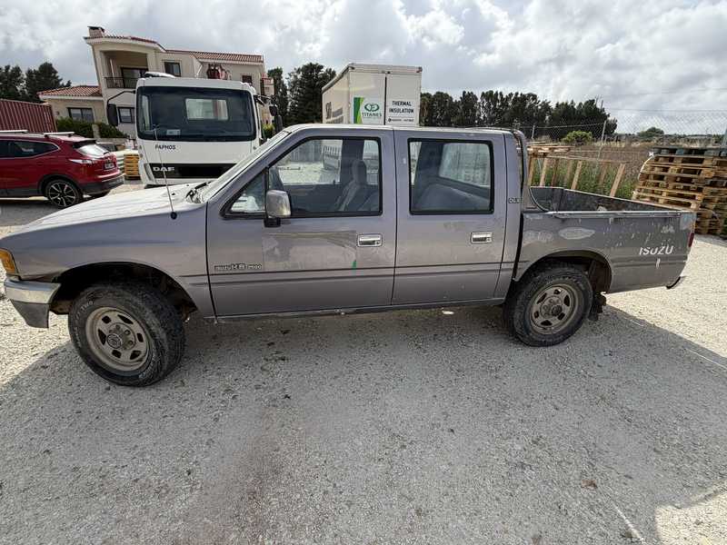 Isuzu Pick-up 2,5L 1990