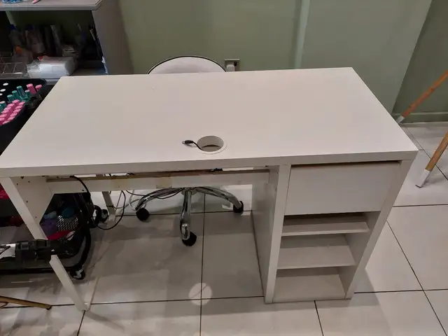 Manicor table, Επαρχία Λεμεσού — Λεμεσός - Μέσα Γειτονιά