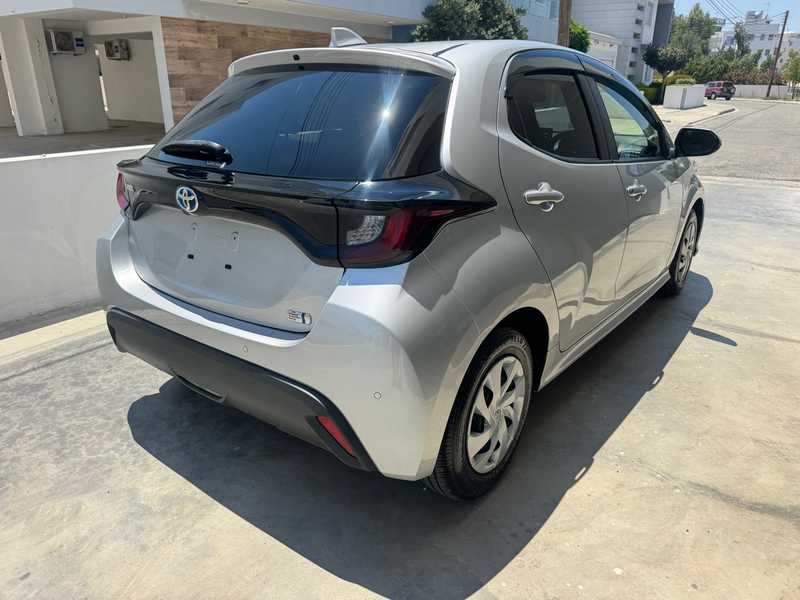 2022 Toyota Yaris 1,5L 2022 Cyprus