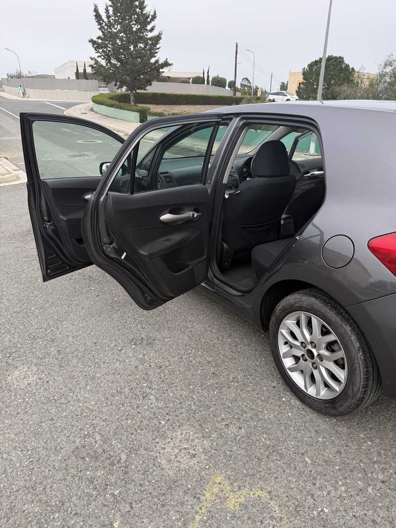 2008 Toyota Auris 5,6L 2008 Cyprus