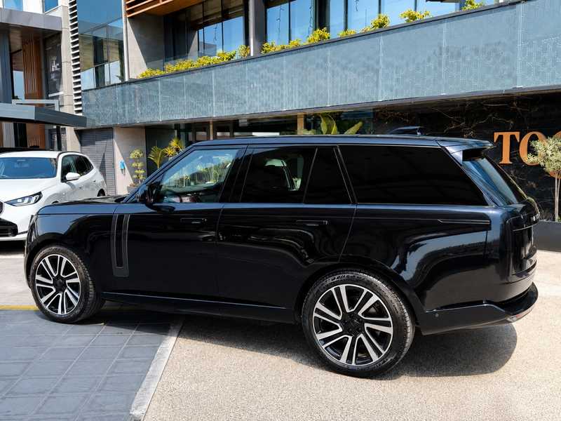 2026 Land Rover Range Rover Vogue 3,0L 2026 Cyprus