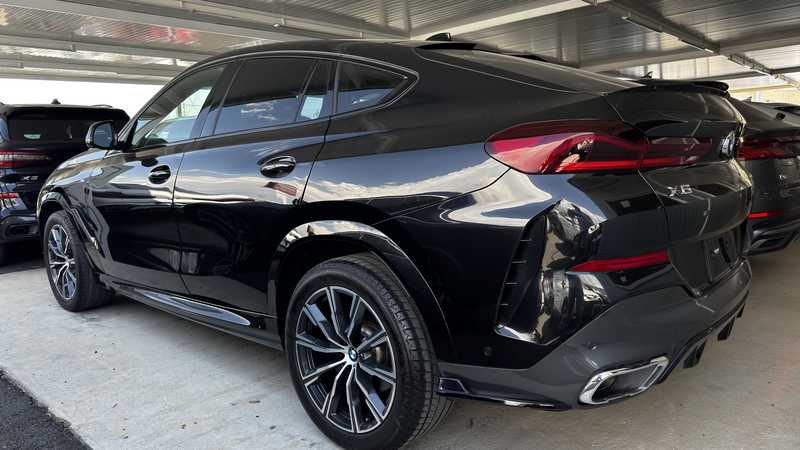 2022 BMW X6 3,0L 2022 Cyprus