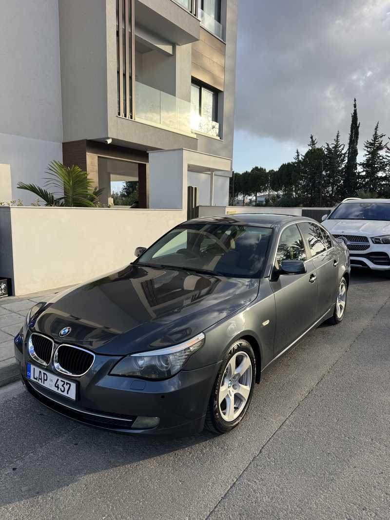 BMW 5-Series 2,5L 2007