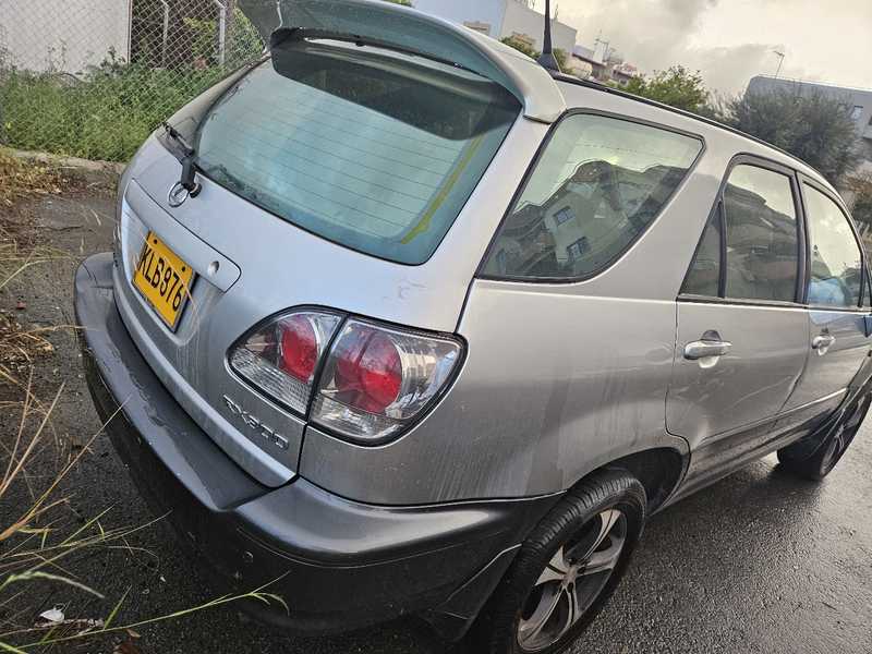 Toyota Harrier 2,2L 2002