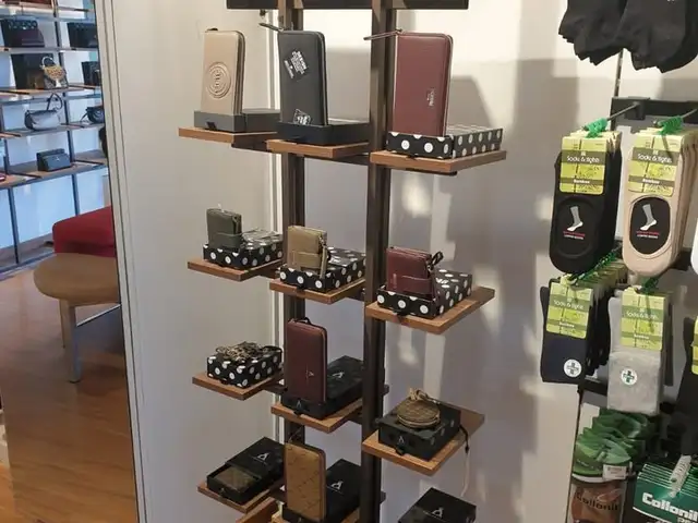 Luxury display - 16 shelve stand, Επαρχία Λευκωσίας — Στρόβολος - Άγιος Βασίλειος