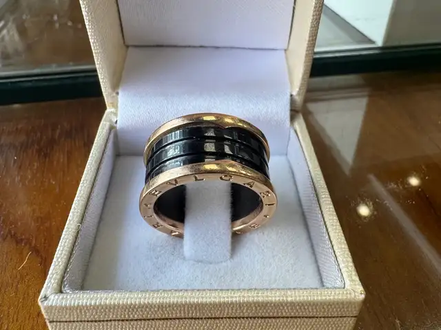 Bvlgari b.zero1 four-band ring, Επαρχία Λάρνακας — Λάρνακα - Σκάλα