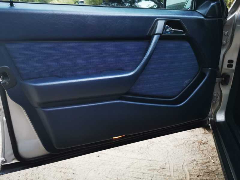 1988 Mercedes-Benz E-Class 3,0L 1988 Cyprus