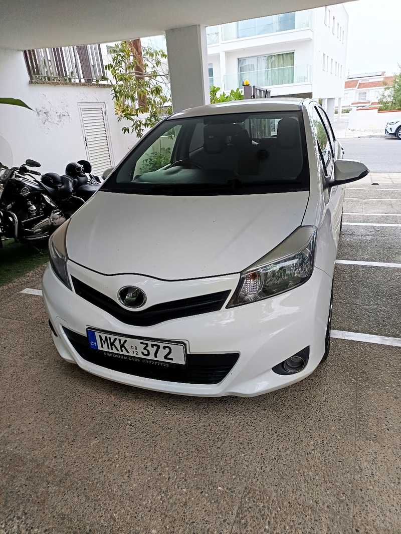 2013 Toyota Vitz 1,3L 2013 Cyprus