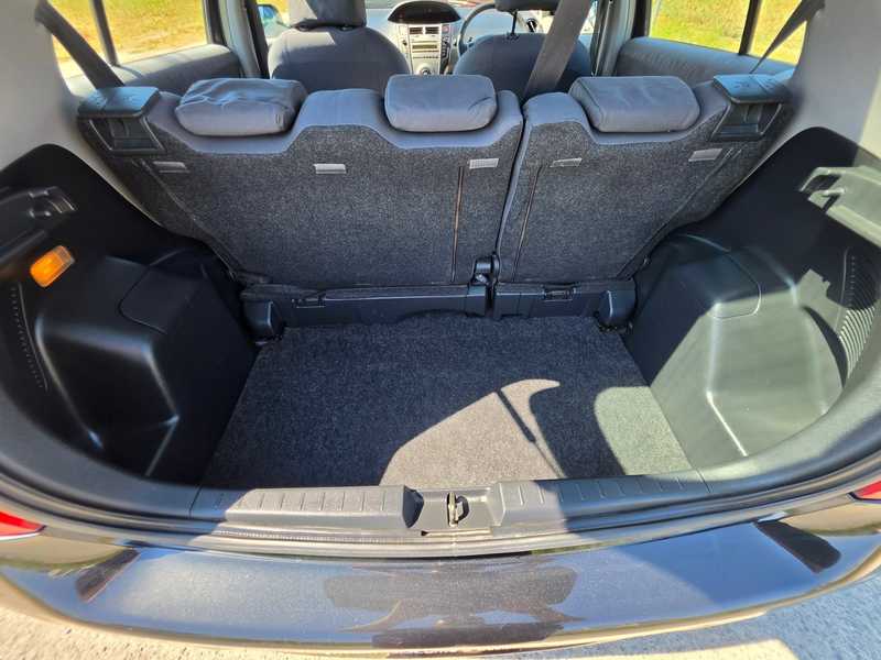 2009 Toyota Yaris 1,3L 2009 Cyprus