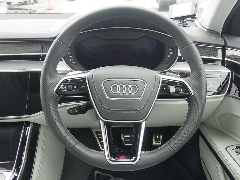 2022 Audi S8 4,0L 2022 Cyprus
