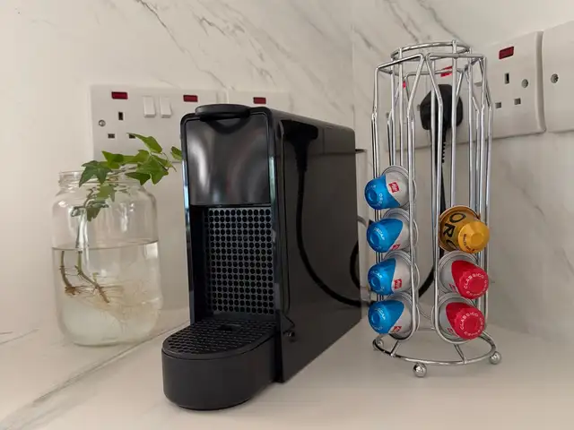 Nespresso coffee machine, Επαρχία Λευκωσίας — Στρόβολος - Χρυσελεούσα