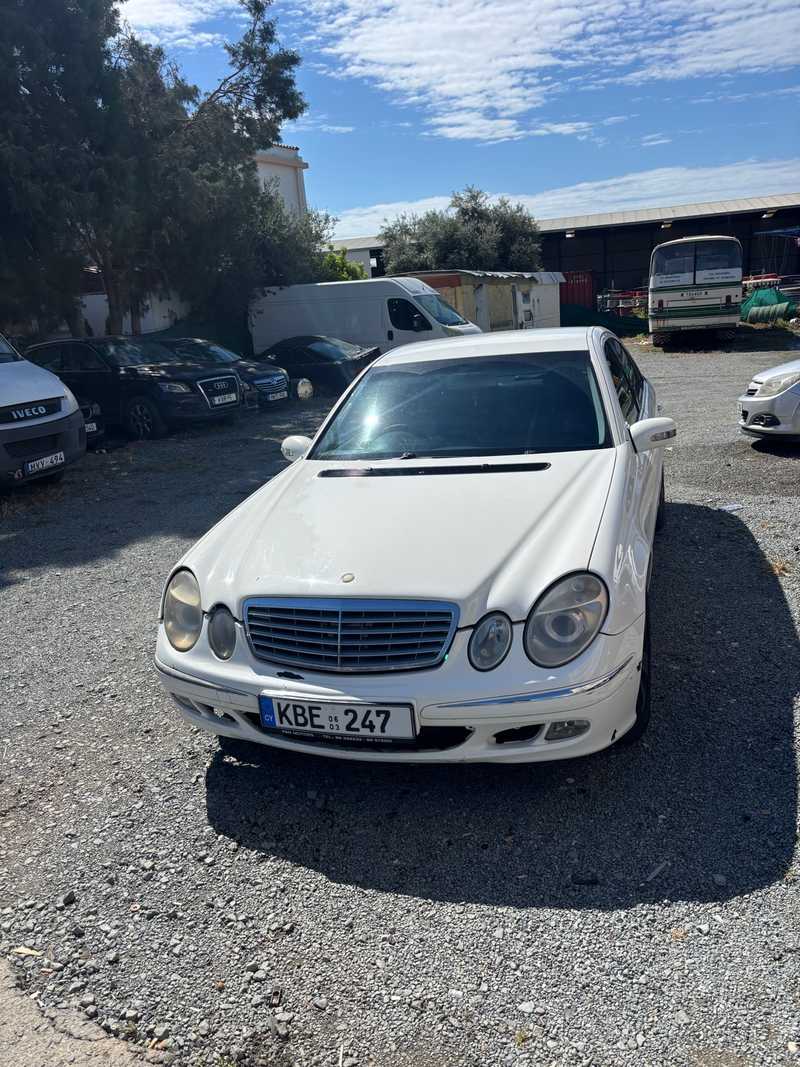 2003 Mercedes-Benz E-Class 2,7L 2003 Cyprus