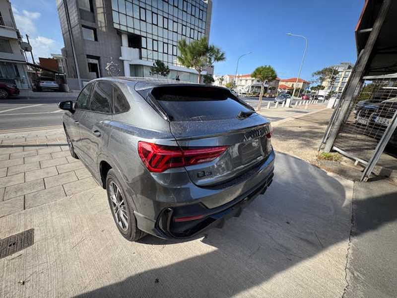 2022 Audi Q3 2,0L 2022 Cyprus