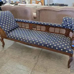 Victorian-style carved wood chaise longue, Επαρχία Λεμεσού — Ύψωνας