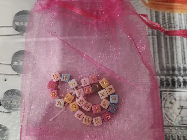 Custom name bracelet for kids, Επαρχία Λευκωσίας — Έγκωμη - Μακεδονίτισσα