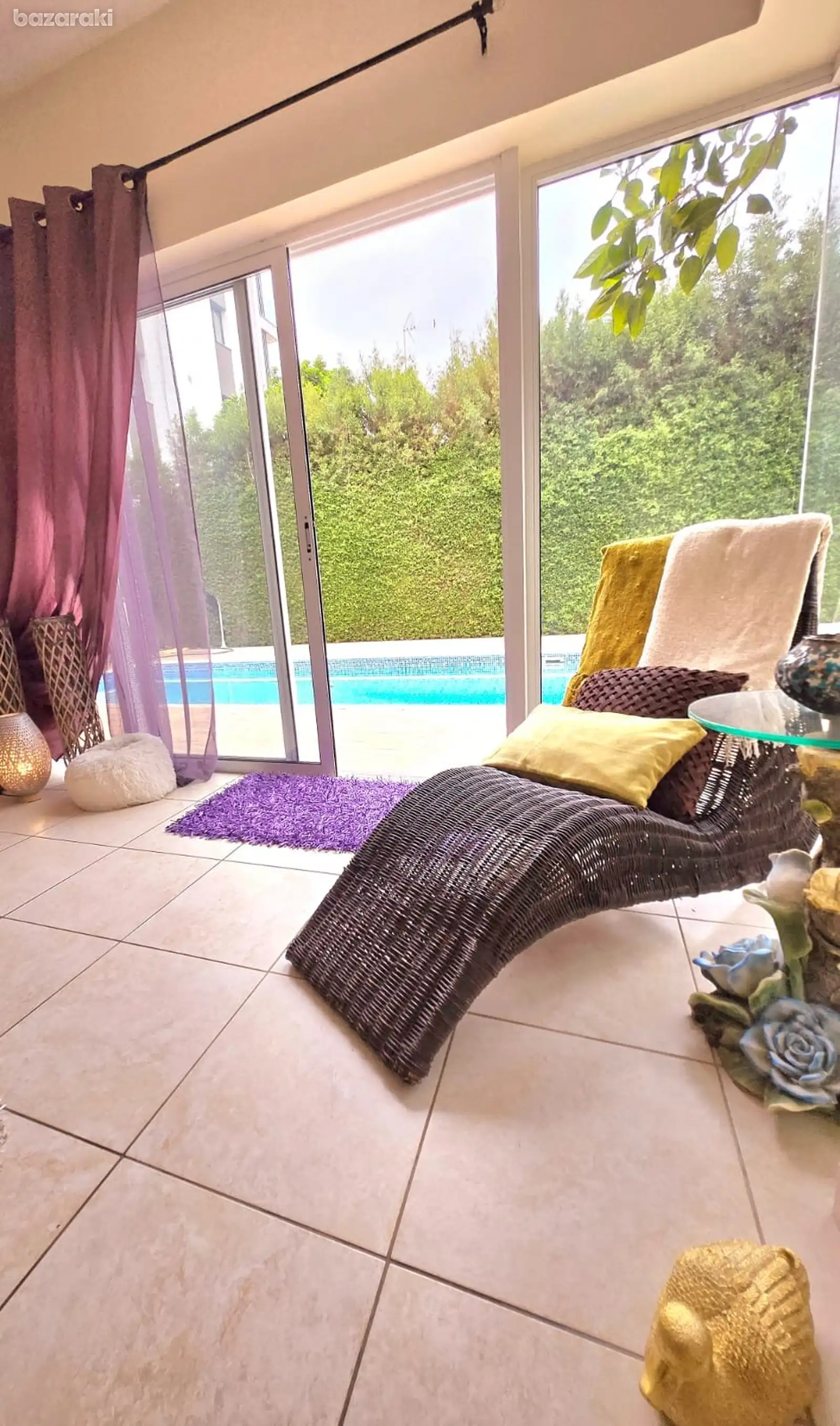 House, 4 bedrooms — 12