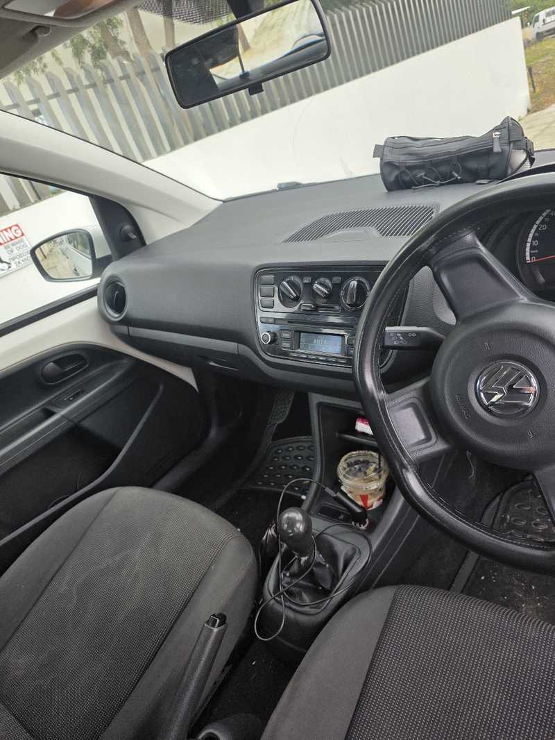 Volkswagen UP 1,0L 2015