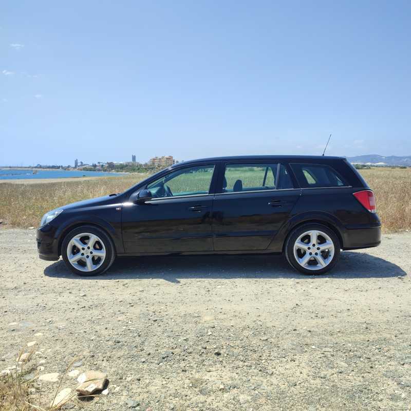 2005 Opel, Vauxhall Astra 1,6L 2005 Cyprus