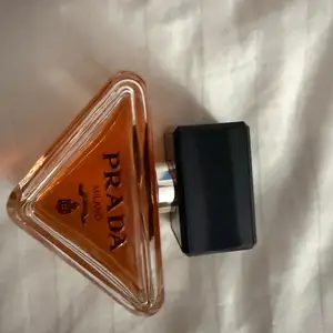 Prada perfume, Επαρχία Λεμεσού — Λεμεσός - Αγία Φύλα