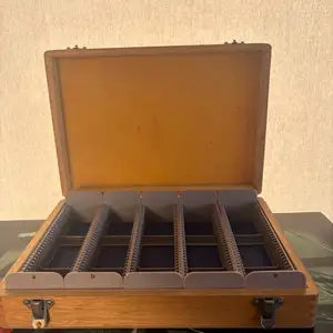 Vintage 1970s wooden, 35mm slide box - ash wood - hold up to 100 standard slides, Επαρχία Πάφου — Paphos - Άγιος Θεόδωρος