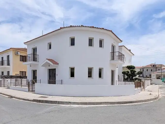 3-bedroom detached house for sale, Επαρχία Λάρνακας — Αραδίππου - Απόστολος Λουκάς