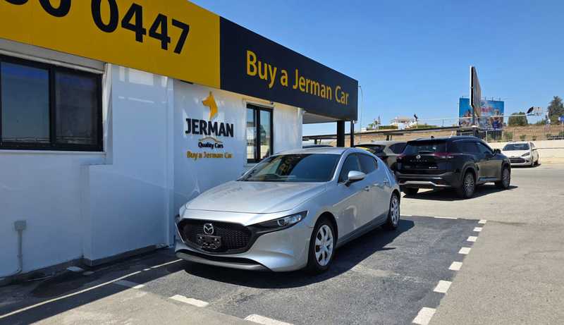 Mazda 3 1,5L 2023