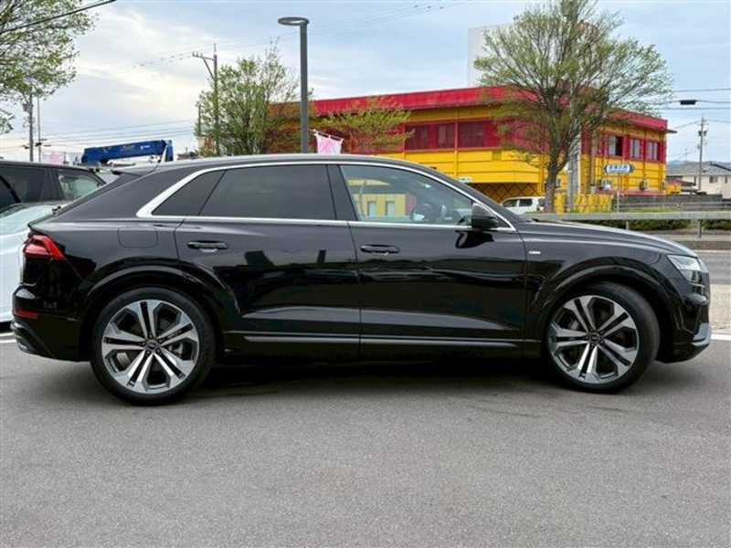 2024 Audi Q8 3,0L 2024 Cyprus
