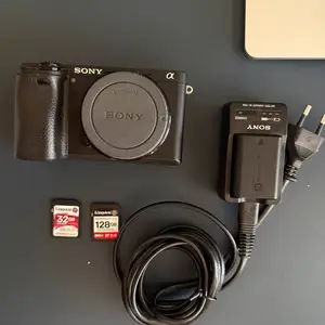 Sony a6400 body + sd cards + 2 batteries, Επαρχία Λεμεσού — Λεμεσός - Αγία Ζώνη