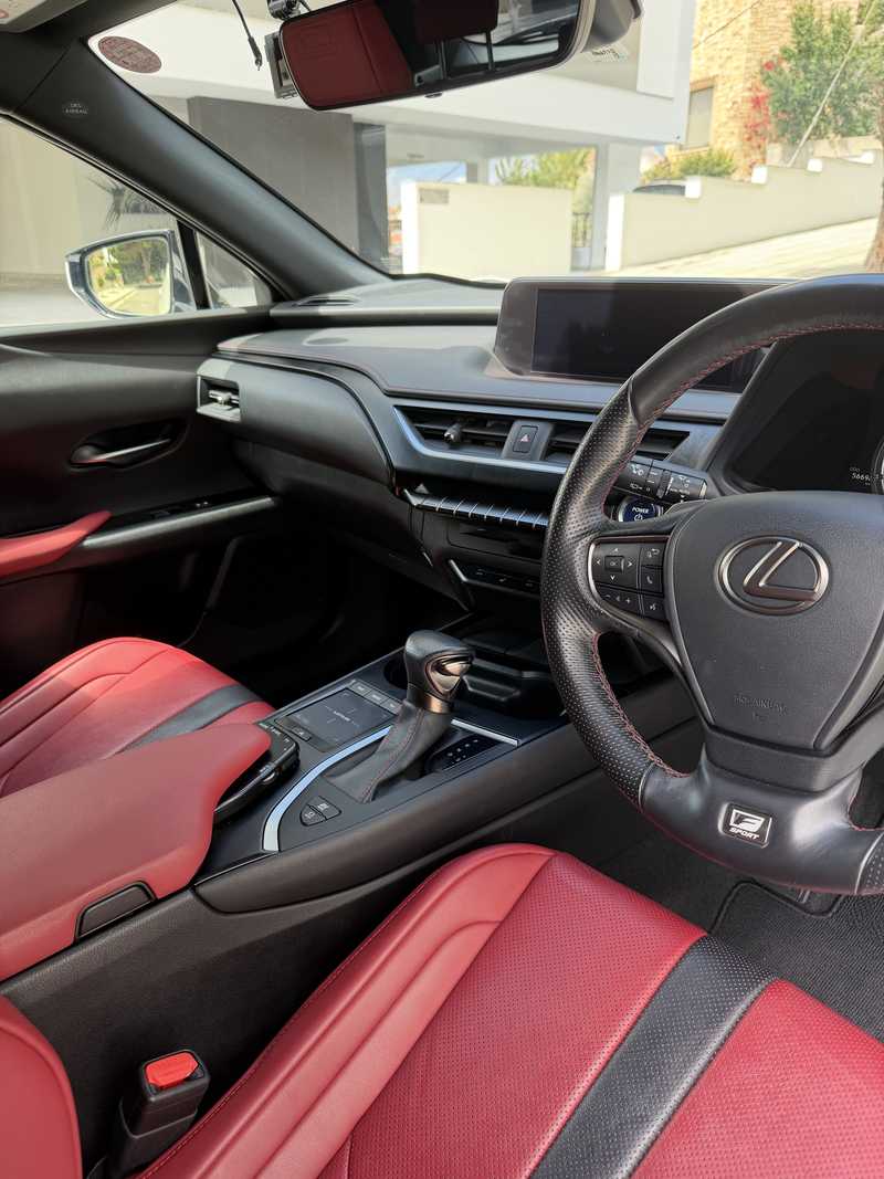 2022 Lexus UX 2,0L 2022 Cyprus