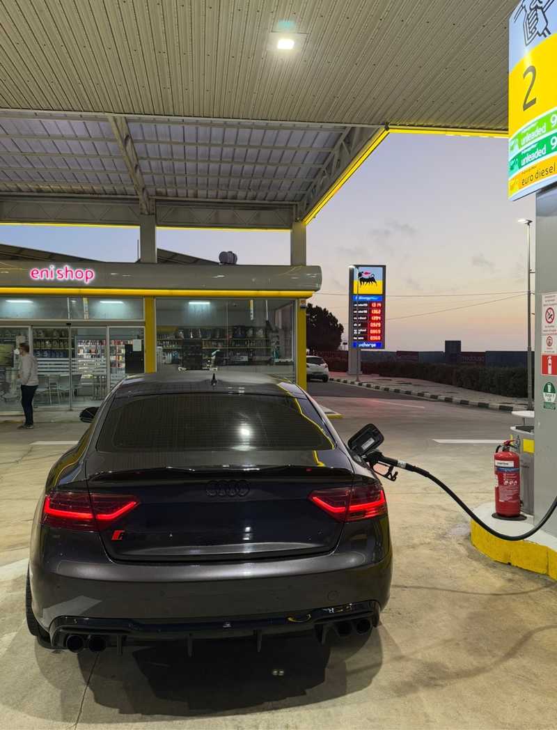 2014 Audi A5 2,0L 2014 Cyprus