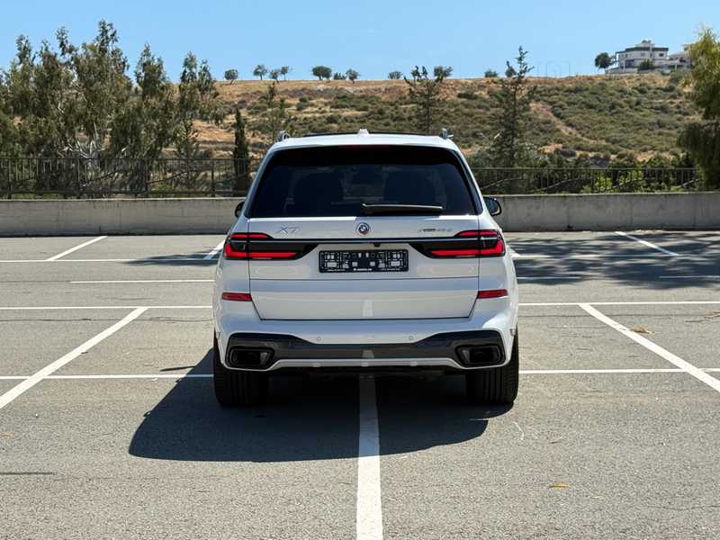 2023 BMW X7 3,0L 2023 Cyprus