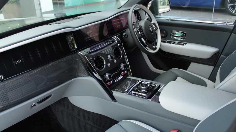 2026 Rolls Royce Cullinan 6,8L 2026 Cyprus