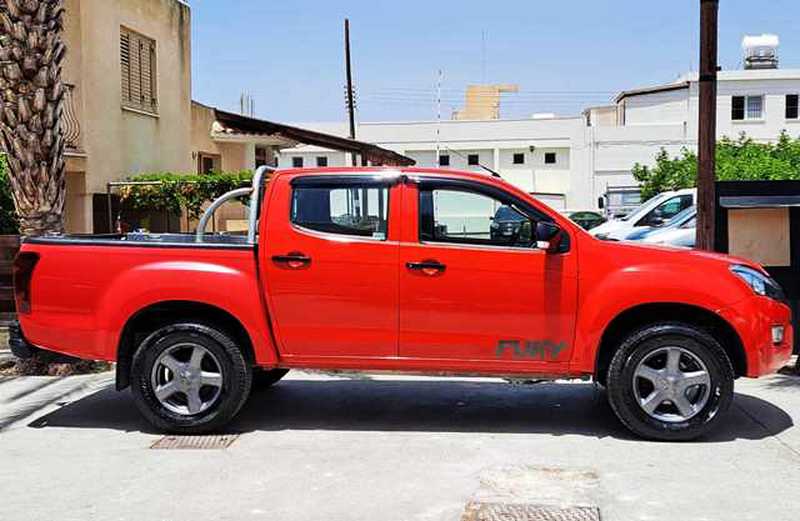 2016 Isuzu D-MAX 2,5L 2016 Cyprus
