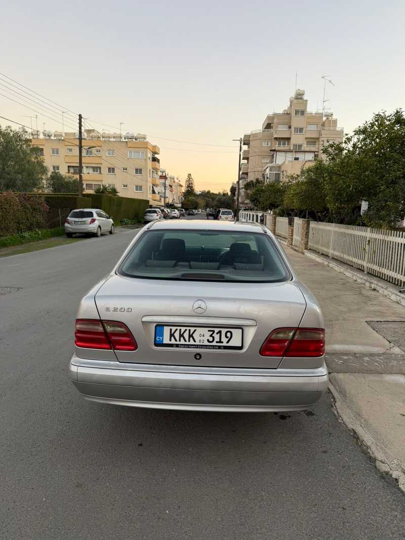 2002 Mercedes-Benz E-Class 2,0L 2002 Cyprus