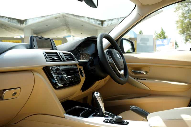 2015 BMW 3-Series 1,5L 2015 Cyprus