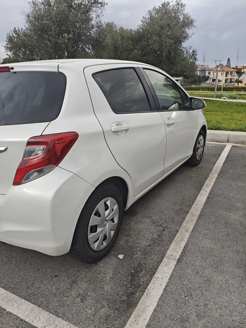 2014 Toyota Vitz 1,3L 2014 Cyprus
