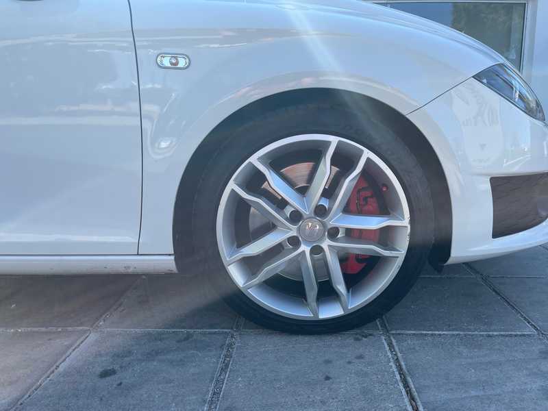 2011 Seat Leon Cupra 2,0L 2011 Cyprus