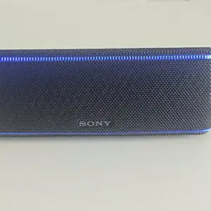 Sony srs xb31 bluetooth speaker with hard case, Επαρχία Πάφου — Universal